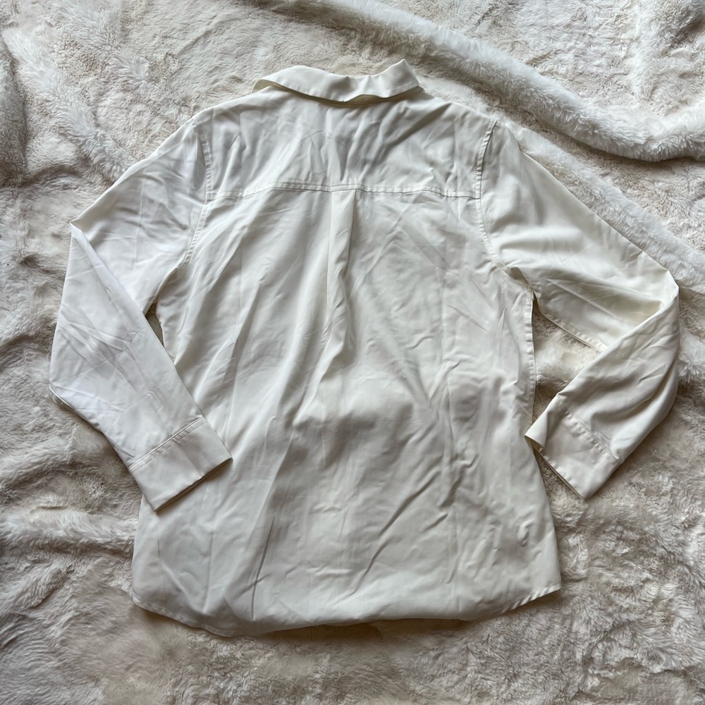 Chico’s White Blouse - Picture 2 of 3